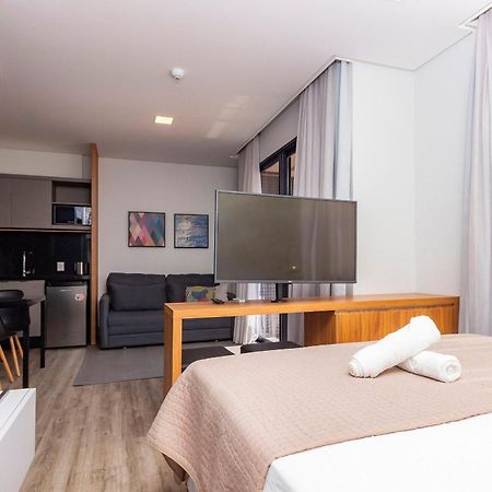 Aion Suites 205 - Lindo Apartamento Com Vista Para O Mar, A 60M Da Praia De Bombinhas, Com Piscina E Academia No Rooftop. Экстерьер фото