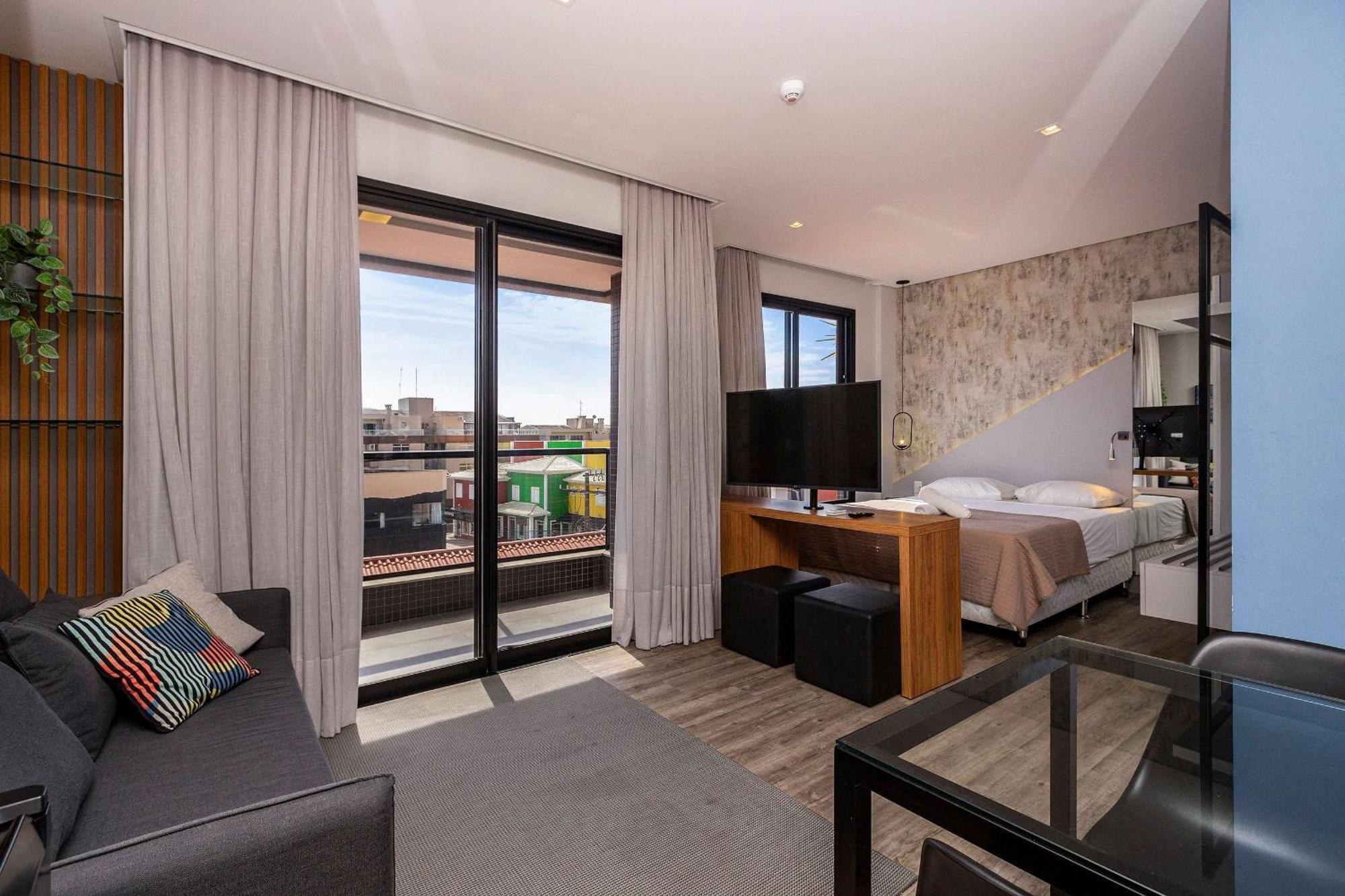 Aion Suites 205 - Lindo Apartamento Com Vista Para O Mar, A 60M Da Praia De Bombinhas, Com Piscina E Academia No Rooftop. Экстерьер фото